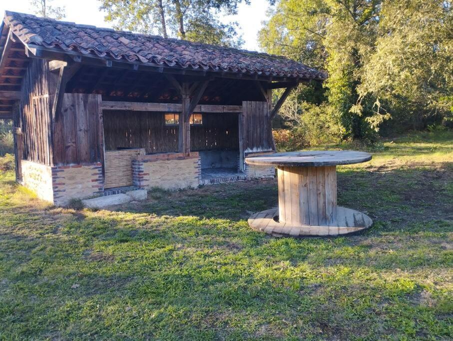 ブロカ Ancienne Grange Landaiseヴィラ エクステリア 写真